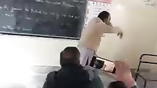 Thirsty crow story in very funny way demo a teacher