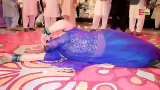 Pucho Zara Pucho - Mehak Malik - Bollywood Mujra Dance 2021 - #ShahbazKhan