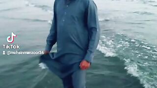 JEENAY KI WAJA NIKALA