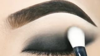 Eyes makeup
