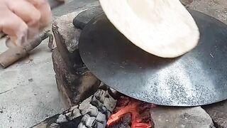 Chulhe Ki Roti