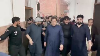 ‏یہ بندہ نہیں ہار سکتا کبھی