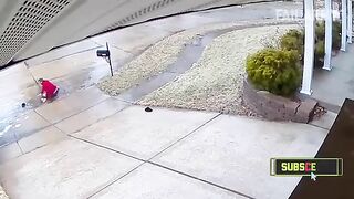Hilarious_CCTV_Fail