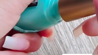 Nail art with nailpolish