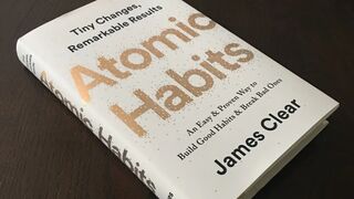 Atomic Habits by James Clear | book review & summary