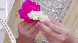 Video and  Watch please Yeah Actress Kon hai