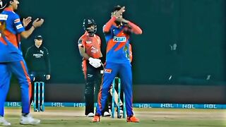 Muhammad amir bowling style