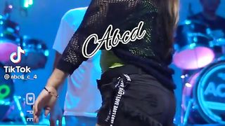 Very hot dance
