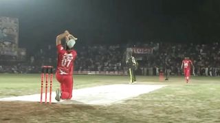 Sixes in tape ball cricket|tape ball cricket|taimoor mirza best shots