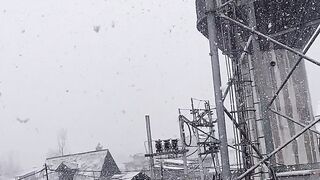 Snowing in Kashmir
