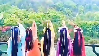 Vah kya duniya hai