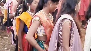Girls dance in love marriage.