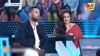 مریم نواز کے ہمسایہ ملک میں بھی چرچے