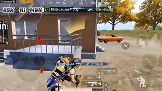 1v3 fight with Pro Squad ????