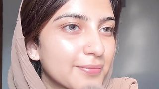 Simple dewy makeup for this wedding season
