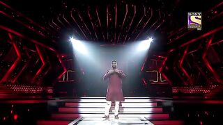 Zara Sa Jhoom Lo Ma  best performance