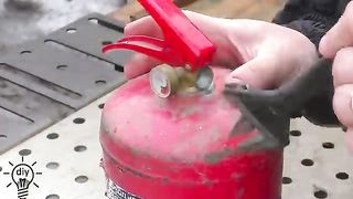 A brilliant idea from an old fire extinguisher! You'll be glad to see it! Gadgetzone24
