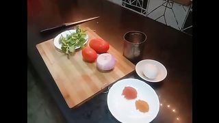Simple egg bhurji recipe by Iqra's kitchen