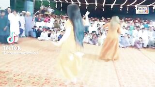 Very nice  song  full masti dance