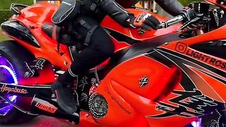 Bike b I k e