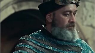 Wo manzer jab Ertugrul ny Aleyar ka inteqam leny k bad Vasilius ki lash hanli bazar ly kr aye Sultan