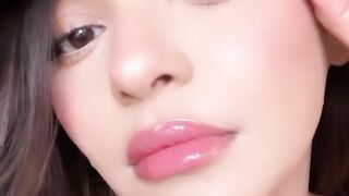 Eyelash hack for beginners