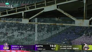 PSL 8 hangama Hafeez sixs