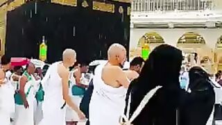 Labiak allah huma labiak Makkah