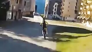Wonderful Moto Basejump ????????