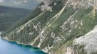 Канадские Скалистые горы просто потрясающие!