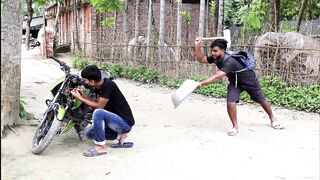 Funny Aluminum Drum Hit Scary Prank..mp4