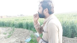 AJ pta chla lalich waqi buri bala hi????????