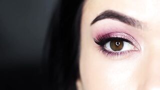 Beginner Valentine’s Day Eye Makeup Tutorial