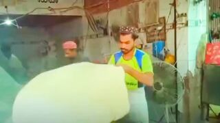 Manda Roti Making || Street Roll andSamosa Patti  Dough Machine ModernFood Processing Technology
