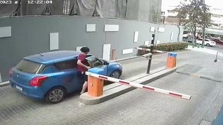 "Common Issues with Automatic Car Parking Barriers and How to Fix Them"