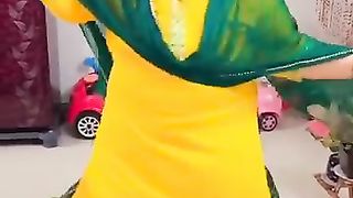 Funny  Mallipoo Dance