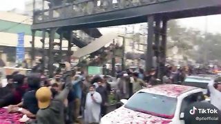 Pti chairman Imran khan at high court
