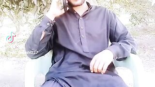 New video status like aur subscribe