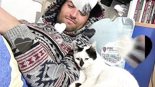 ЕДИН КОТАРАК И СПАСИТЕЛ