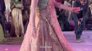 Wedding dance performance 321