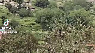 Tum chalay aao paharon ki kasam