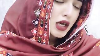 SYRAKI SONG