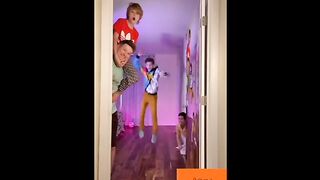 DOOR MAGIC????????