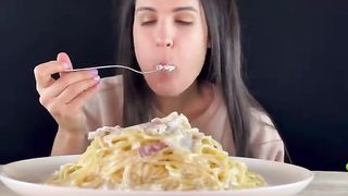 Creamy Bacon Spaghetti