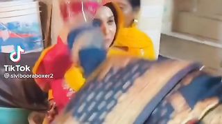Aunty very hot dance