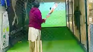 Cricket khelna mujhe pasnd hy . i like Cricket | world Cricket in pakistan || do you like Cricter?