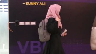 خواتین میں انٹرنیٹ کے ذریعے ای کامرس سیکھ کرروزگار کما نے کا رجحان بڑھنے لگا