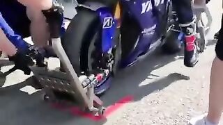 Fast enough..? ????????Best Yamaha R1M motogp bike ????viral bike video on YouTube | WhatsApp status world