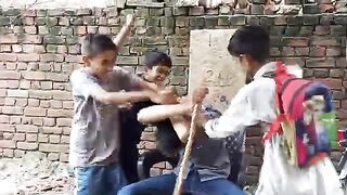 Academy ke bacchon ke Sath prank kasa laga ha ????❣️????