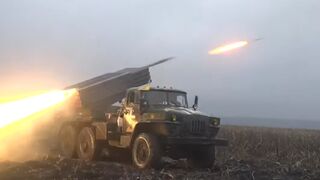 Ukrainian artillery fires GRAD rockets at Russian troops